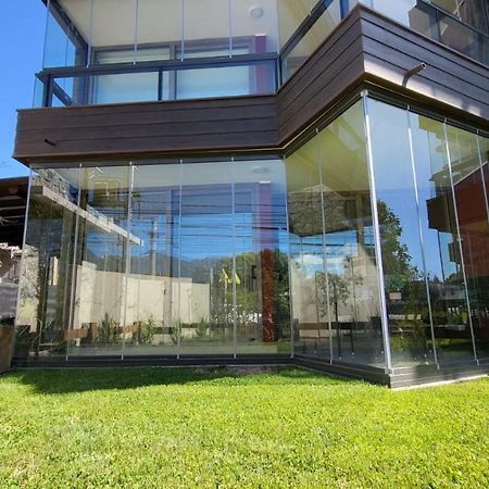 Departamento Edificio Aqua Puconアパートメント エクステリア 写真